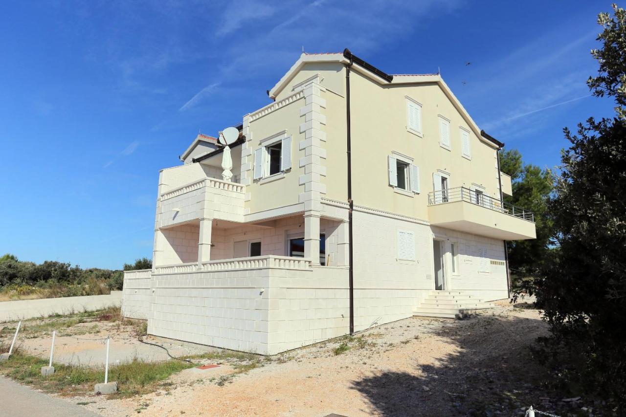 Apartments And Rooms With Parking Space Rogoznica - 10339 Exteriér fotografie