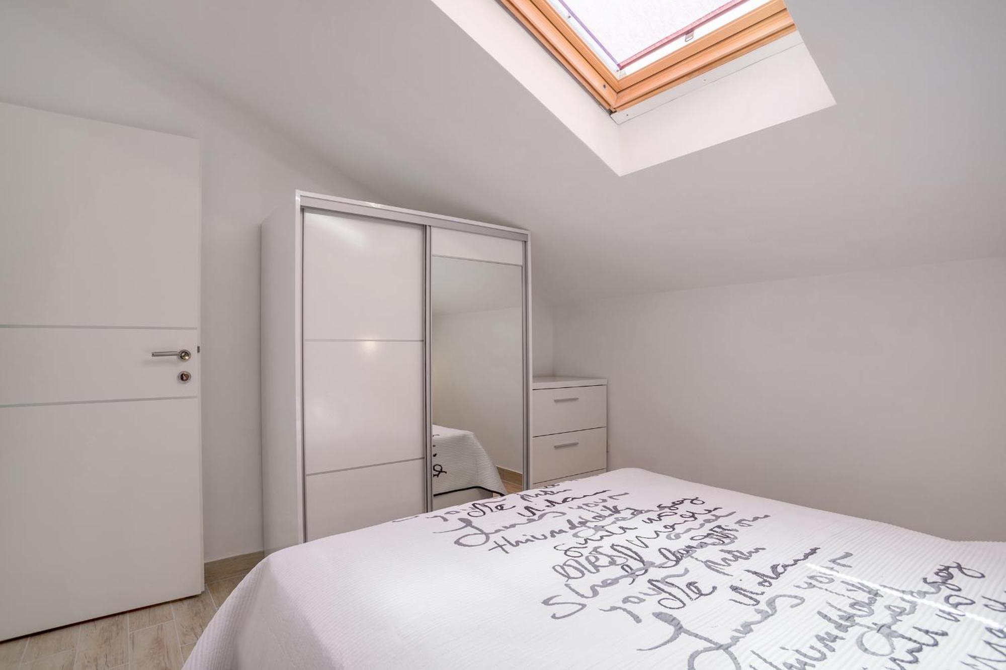 Apartments And Rooms With Parking Space Rogoznica - 10339 Pokoj fotografie