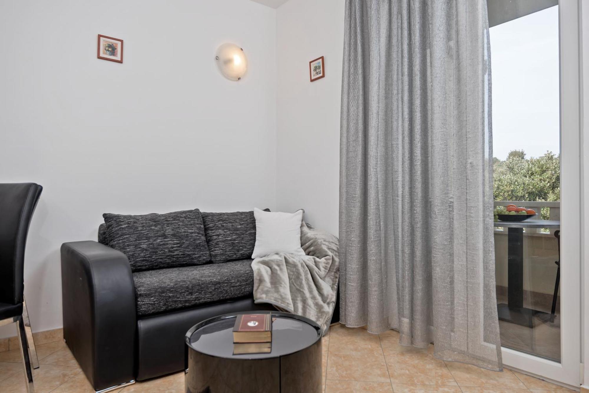 Apartments And Rooms With Parking Space Rogoznica - 10339 Pokoj fotografie